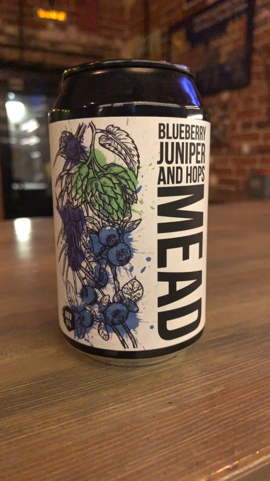 Blueberry, Juniper And Hops Mead (Steppe & Wind Meadery (Степь и Ветер)  Collaboration with TBP)